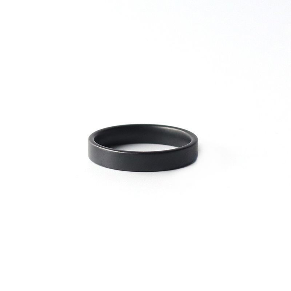 Men'S Accessories Essentials - Anello in ceramica nera opaca da