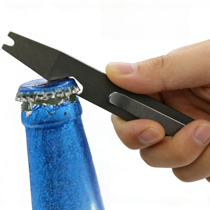 Attrezzo Multifunzione in Tita - Keychain Multi Tool recensione e prezzo