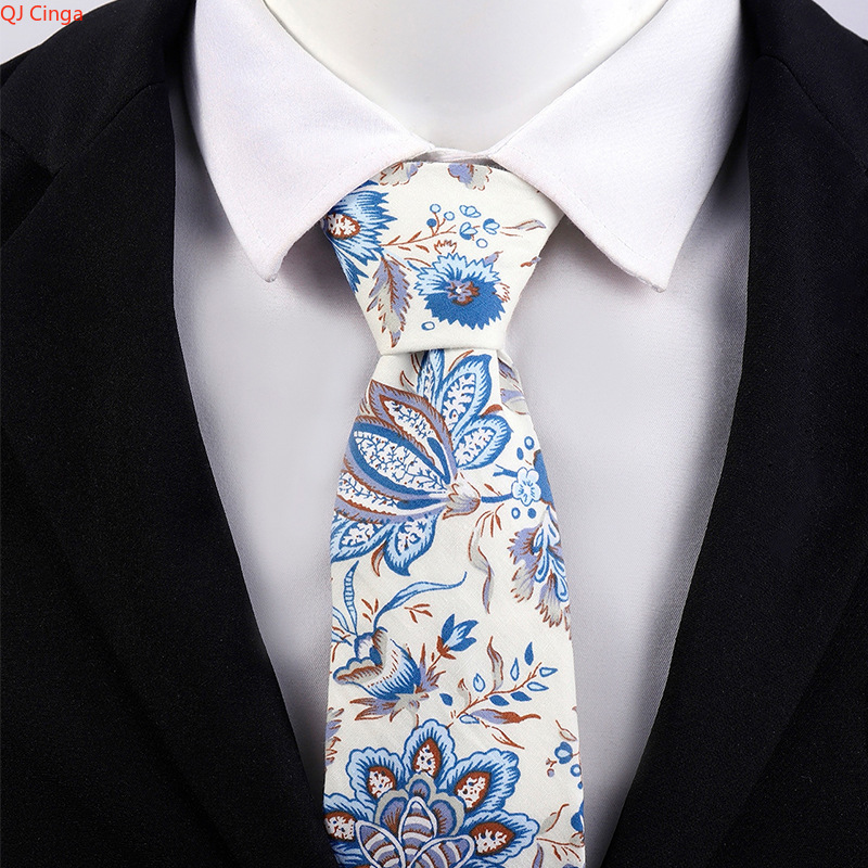 Elegante cravatta con motivo f - Men'S Accessories Essentials recensione e prezzo