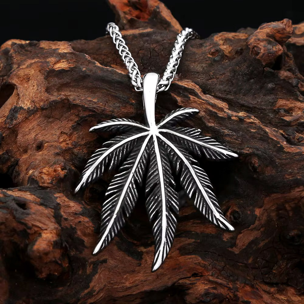 Collana con ciondolo a forma d - Men'S Vacation Accessories recensione e prezzo